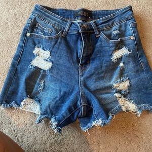 Judy Blue denim shorts